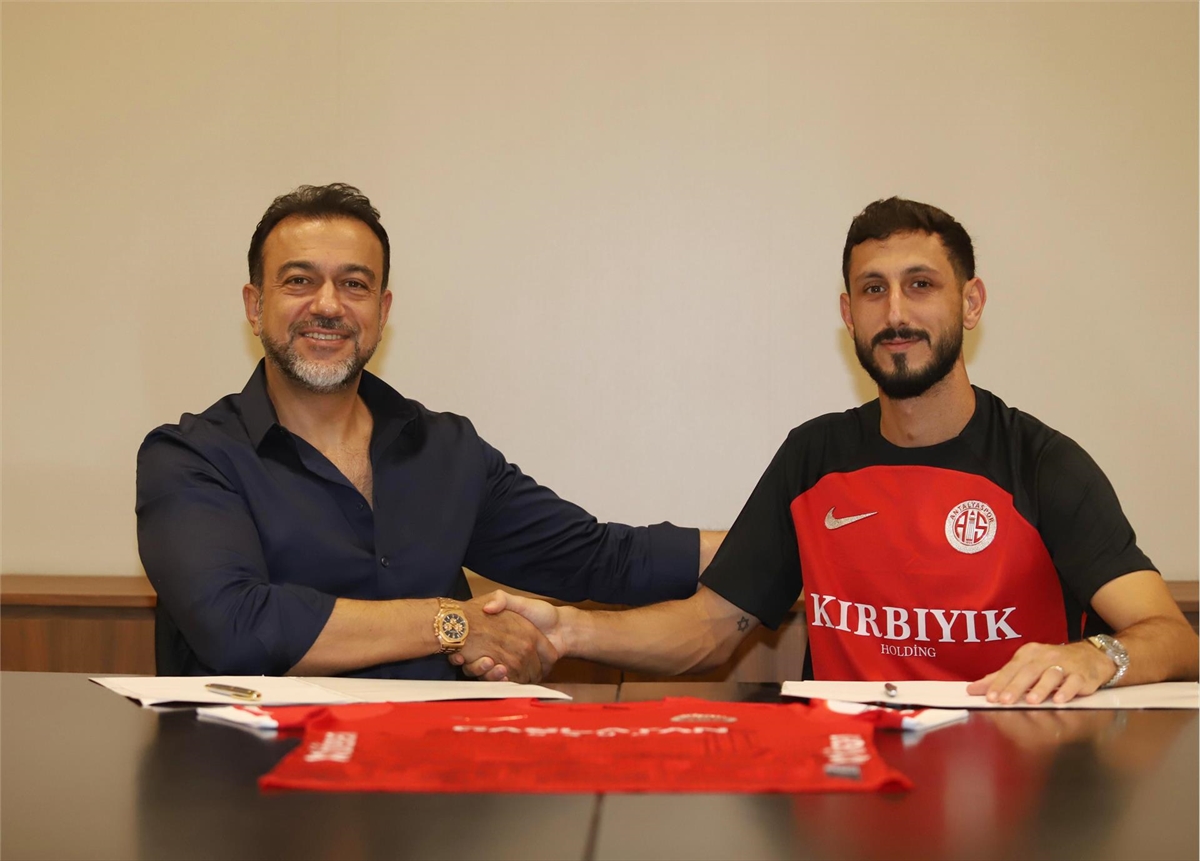 Antalyaspor Başkanı Gülel, Jehezkel'in imza töreninde konuştu: