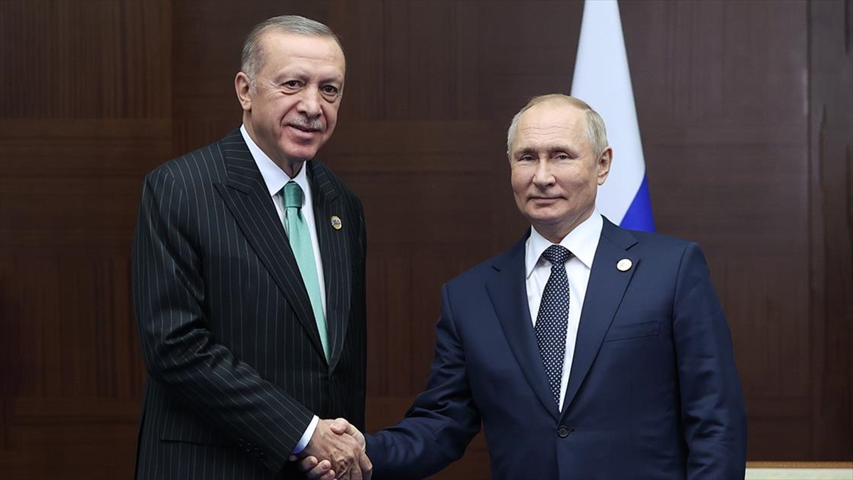 Cumhurbaşkanı Erdoğan, yarın Rusya Devlet Başkanı Putin ile Soçi'de görüşecek