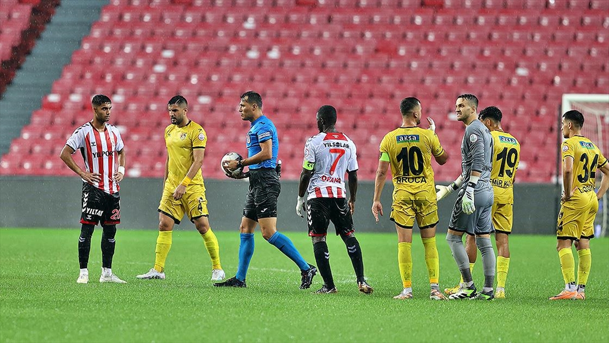 Samsunspor-İstanbulspor maçı 8 Kasım'da kaldığı yerden devam edecek