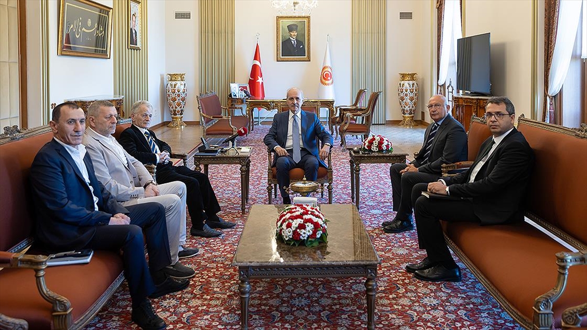 TBMM Başkanı Kurtulmuş, Kırım Tatarlarının milli lideri Kırımoğlu ve beraberindeki heyeti kabul etti