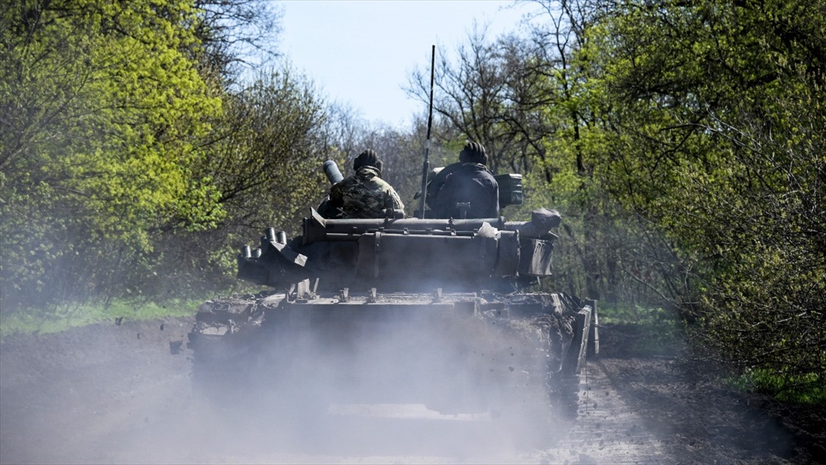 Ukrayna: Savunma güçlerimiz Avdiyivka şehri yakınlarındaki Opıtne köyünün bir kısmını kurtardı