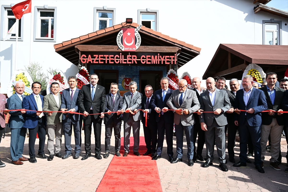 Antalya'da “Basın Galerisi” açıldı