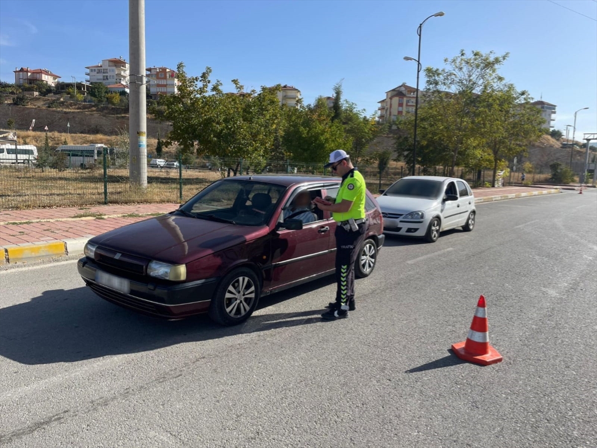 Antalya'da huzur ve güven operasyonunda aranan 31 kişi yakalandı