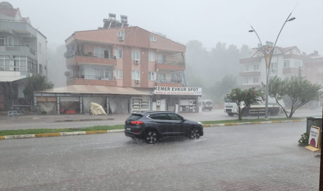 - Alanya'da bir butiğin