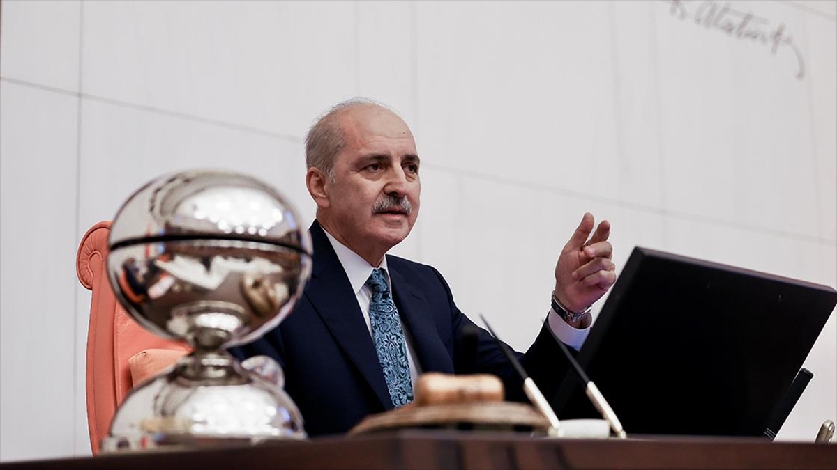 Kurtulmuş: Adil bir barışın tesisi için Türkiye olarak üzerimize düşen her türlü görevi yerine getirmeye hazırız