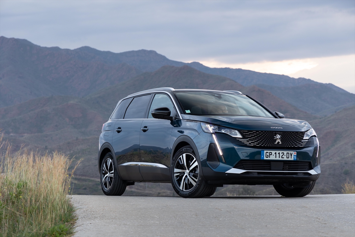 Peugeot 3008 ve 5008, “48V hibrit teknolojisiyle” Türkiye’de