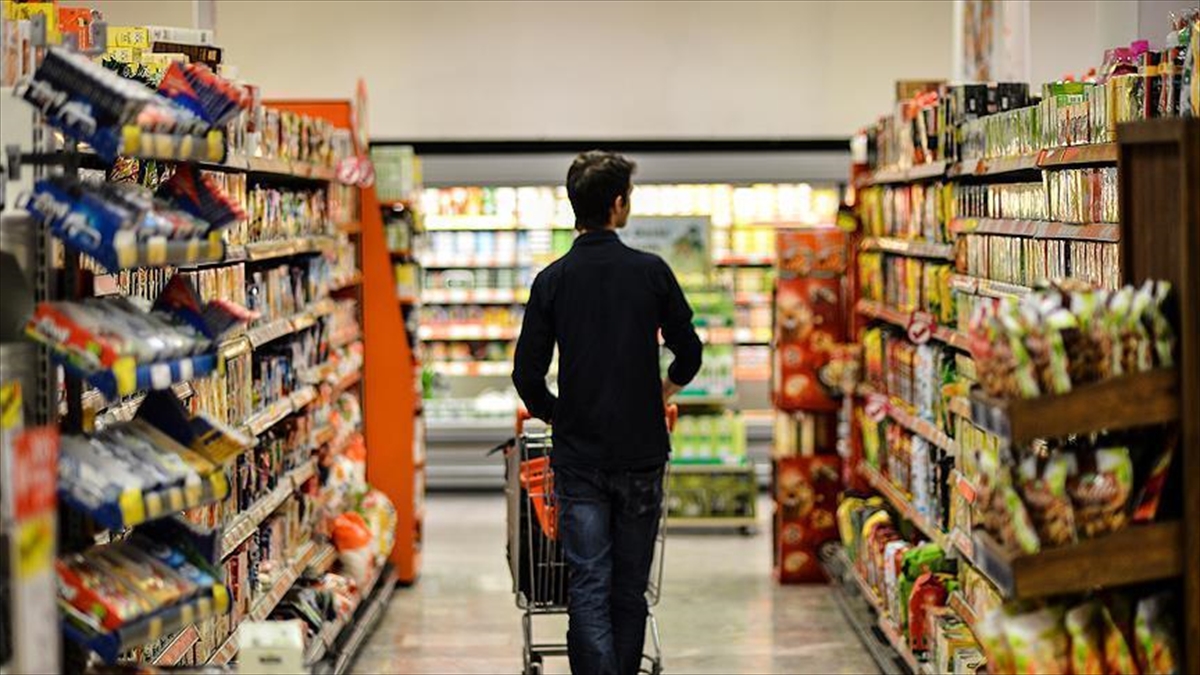 Ticaret Bakanı Bolat'ın çağrısına yerel zincir marketlerden destek