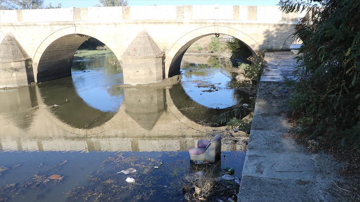 EDIRNE (AA) – Yaşanan kuraklık nedeniyle su akışının da yavaşlamasıyla