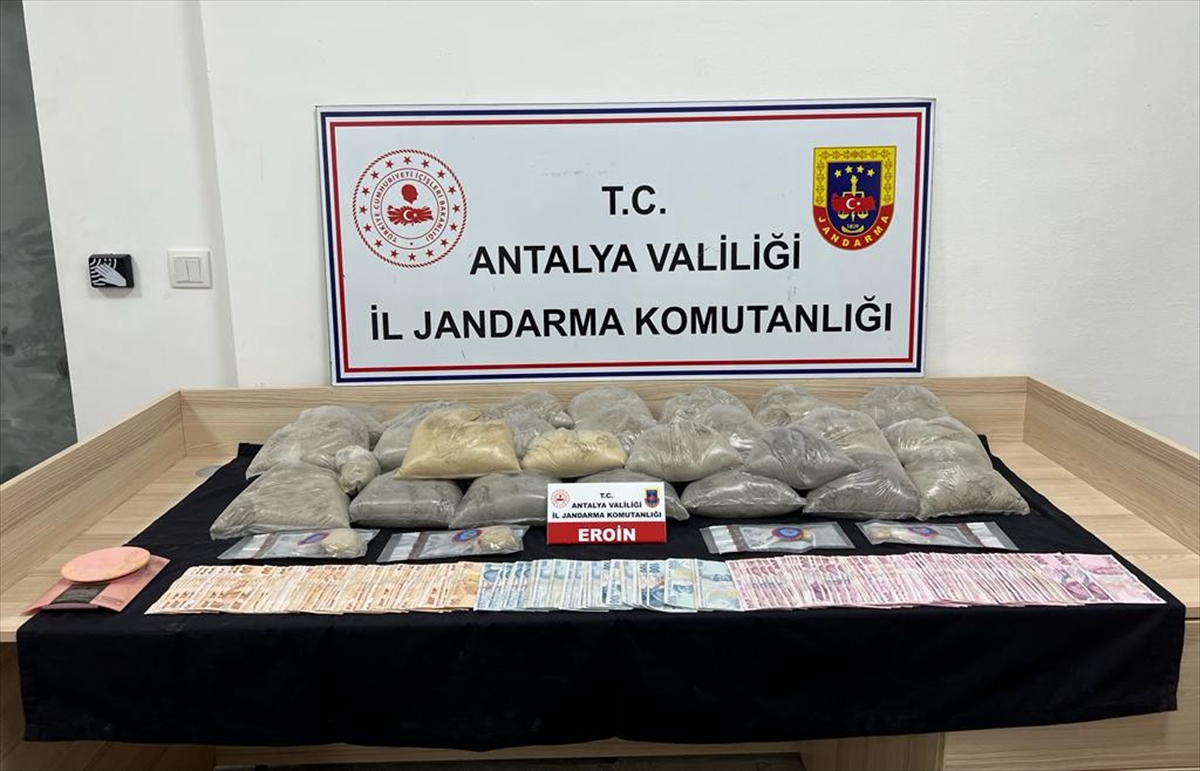 Antalya'daki uyuşturucu operasyonunda 1 zanlı tutuklandı