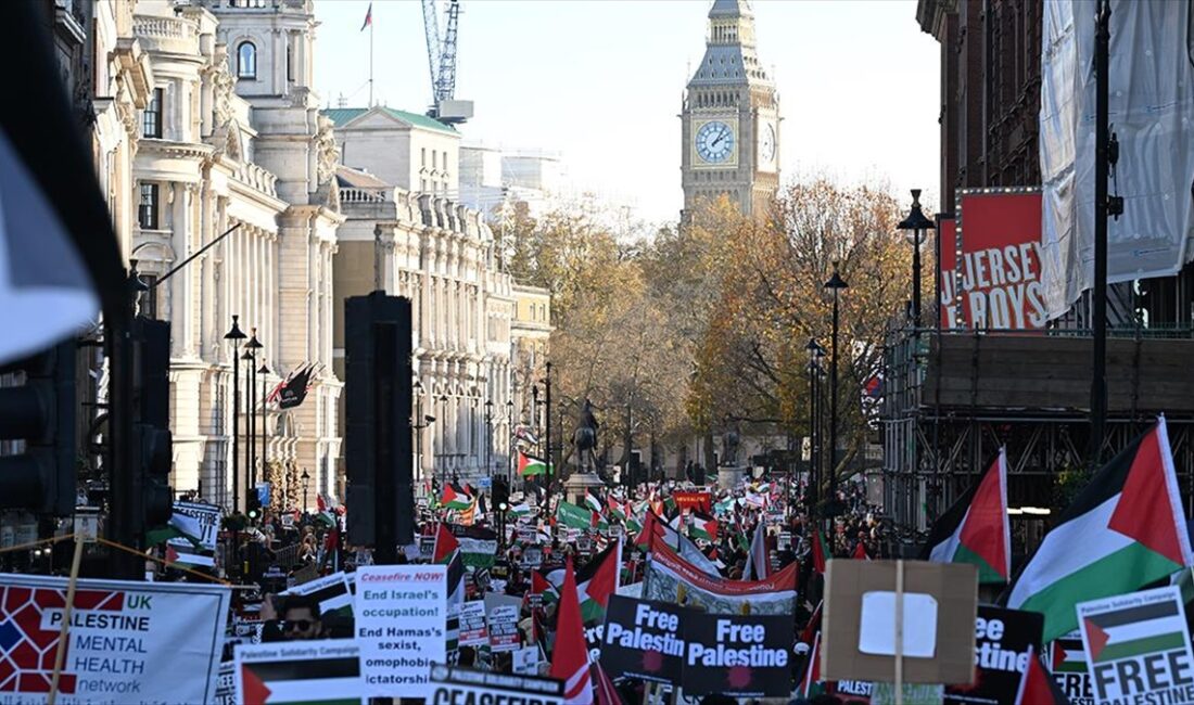 İngiltere'nin başkenti Londra'da 14