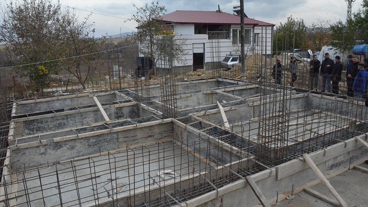 Kahramanmaraş'ta “Yerinde Dönüşüm Projesi” kapsamında evlerin yapımı sürüyor