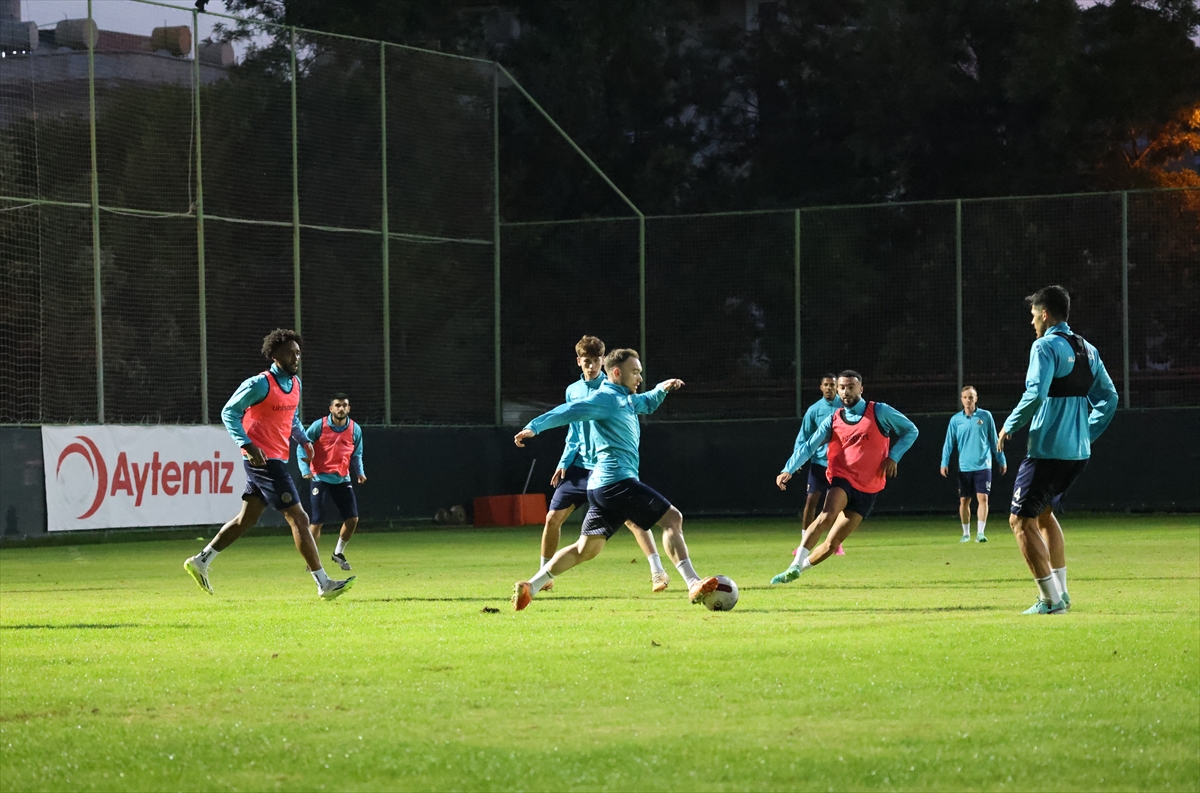 Alanyaspor, Kocaelispor maçının hazırlıklarına başladı