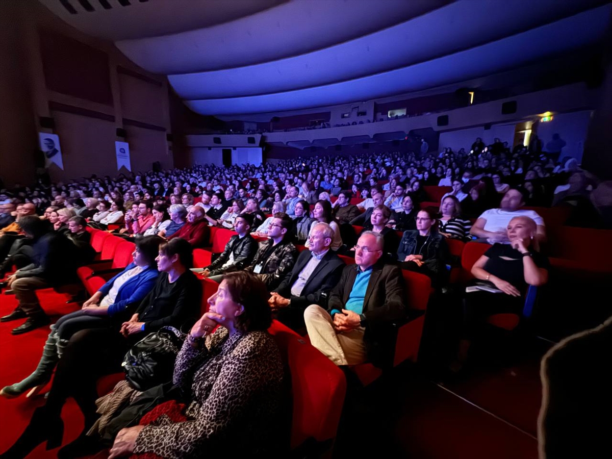 Anjelika Akbar, Uluslararası Antalya Piyano Festivali'nde müzikseverlerle buluştu