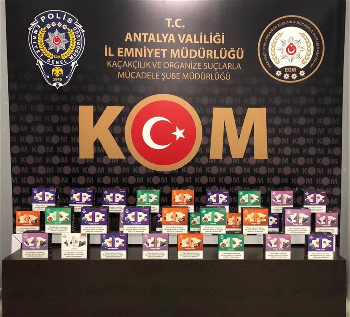 Antalya'da kaçakçılık operasyonunda 13 şüpheli yakalandı