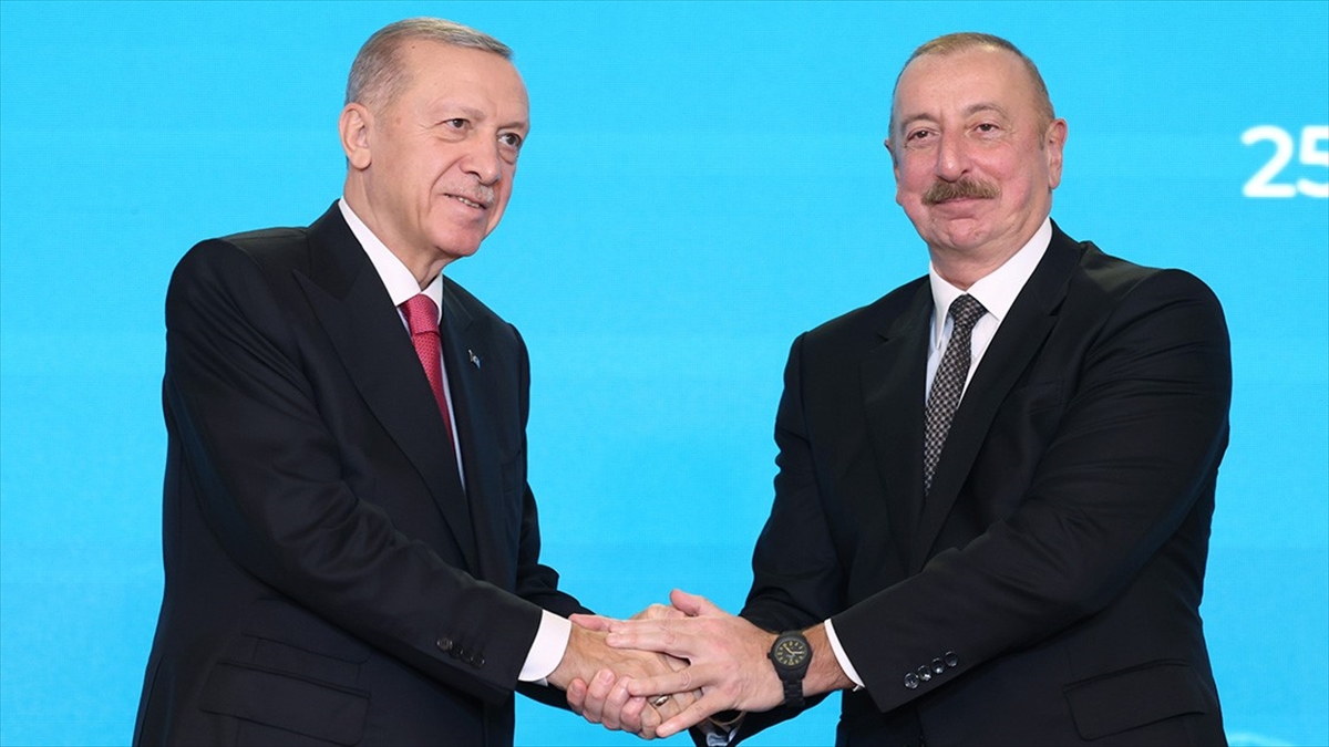 Cumhurbaşkanı Erdoğan, Azerbaycan Cumhurbaşkanı Aliyev'in doğum gününü kutladı