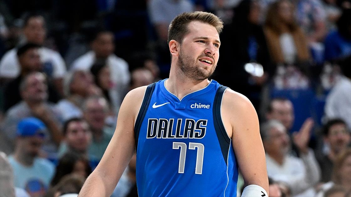 NBA'de Doncic “triple double” yaptı, Mavericks kazandı