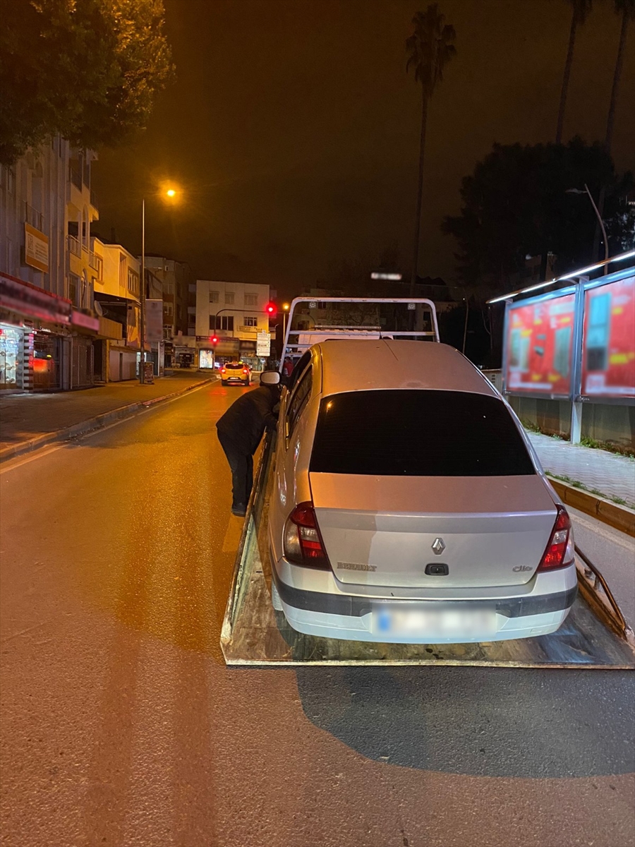 Antalya'da korsan taksi denetimi