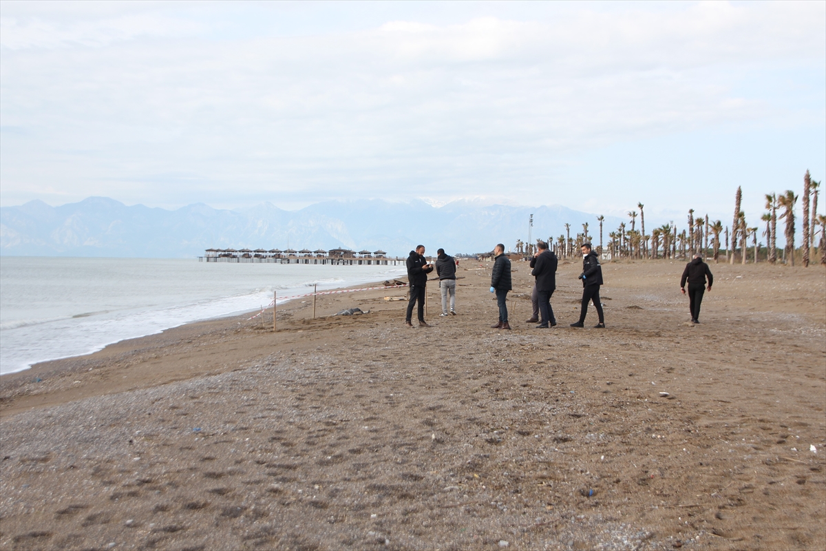 Antalya'da sahile vurmuş 2 ceset daha bulundu