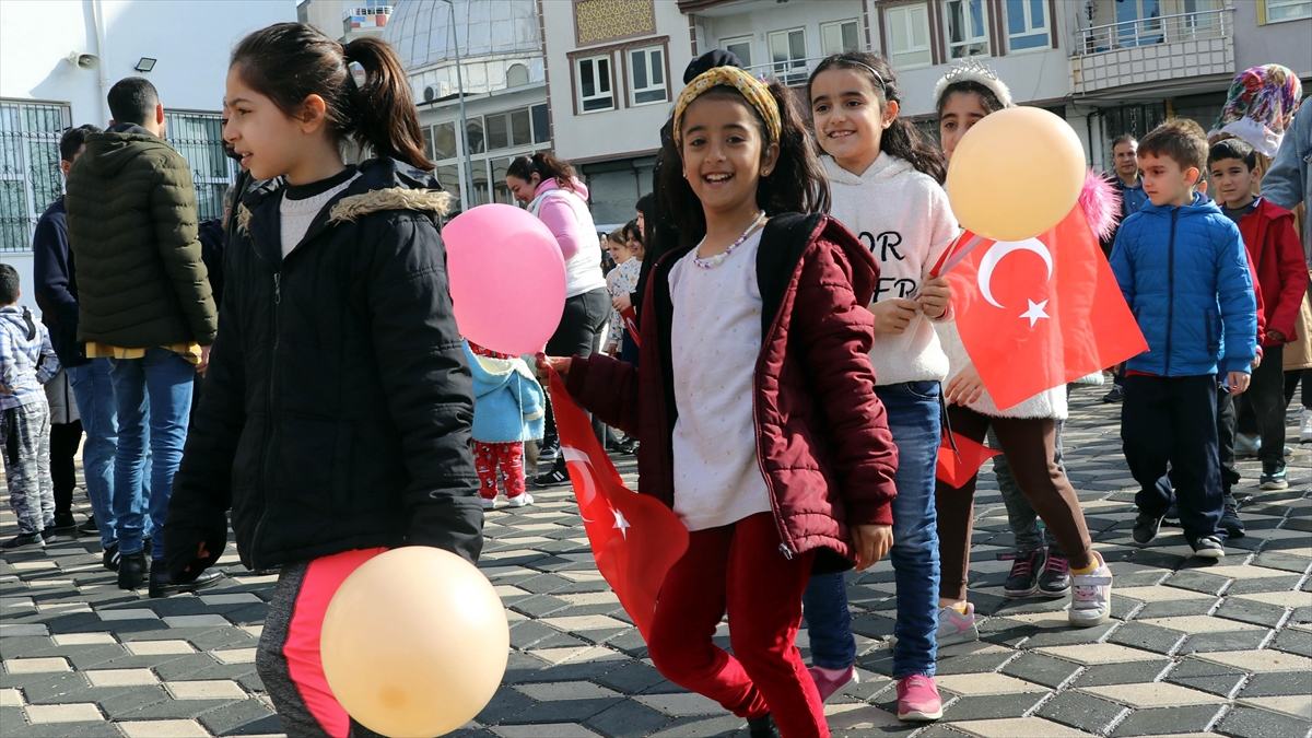 Okullarda karne öncesi “kış şenliği” etkinlikleri