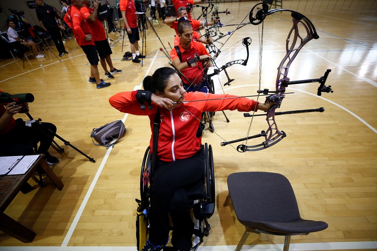 Paralimpik Milli Takımı, 7 olimpiyat madalyası hedefiyle oklarını atıyor