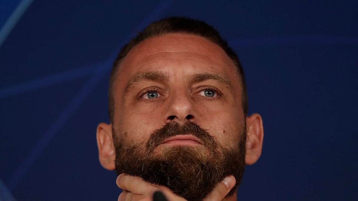 Roma'da teknik direktörlüğe Daniele De Rossi getirildi