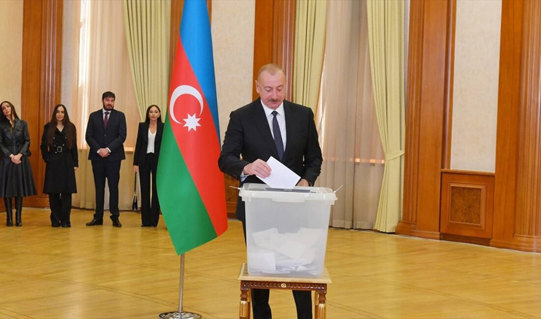 Azerbaycan Cumhurbaşkanı İlham Aliyev,