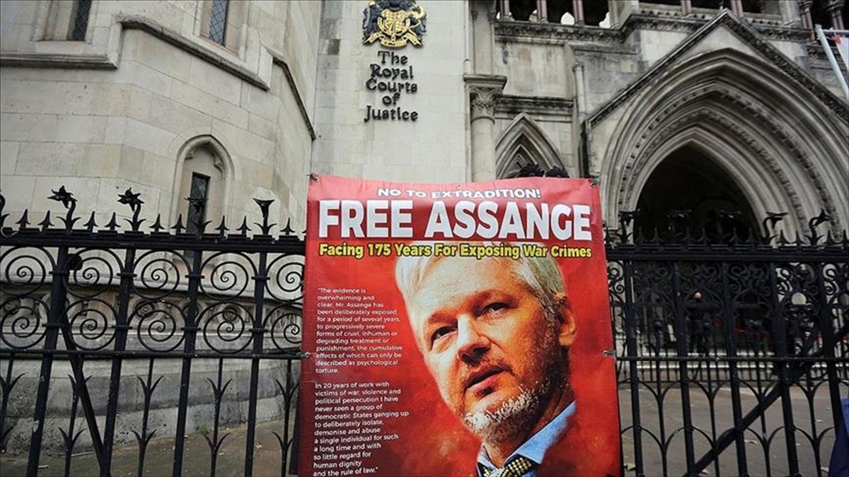 BM İşkence Özel Raportörü’nden, İngiltere’yi Julian Assange’ın ABD’ye iadesini gözden geçirme çağrısı