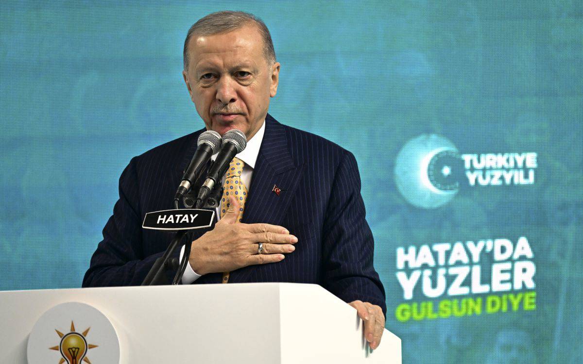 Cumhurbaşkanı Erdoğan, partisinin aday tanıtım toplantısı için Hatay’daydı.