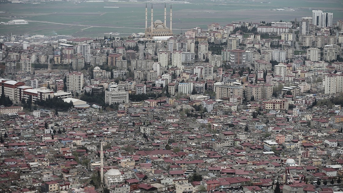 Deprem bölgesinde hasarsız binalara doğal gaz arzı sağlanmasına yönelik çalışmalar devam ediyor