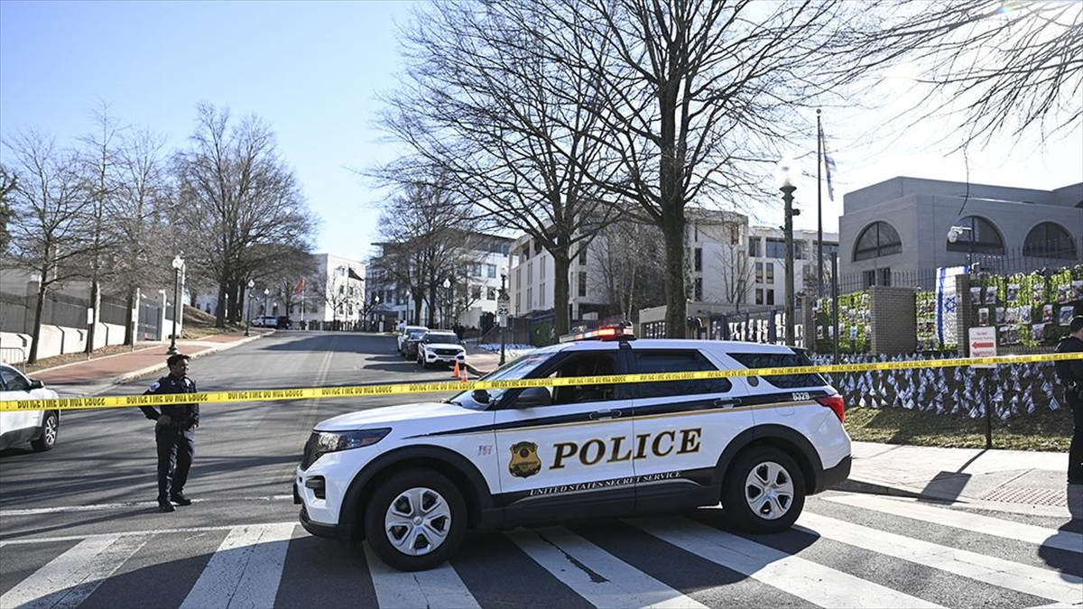 İsrail’in Washington Büyükelçiliği önünde Gazze için kendini yakan kişinin ABD’li asker olduğu ortaya çıktı