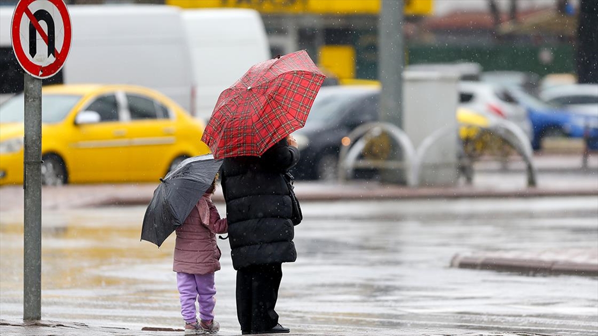 Konya'da sağanak etkili oldu