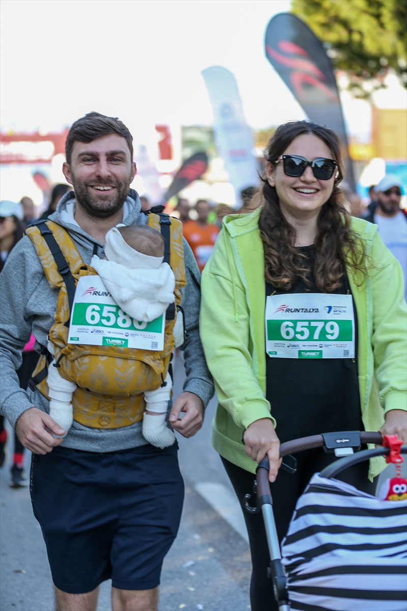 19. Uluslararası Runtalya Maratonu başladı