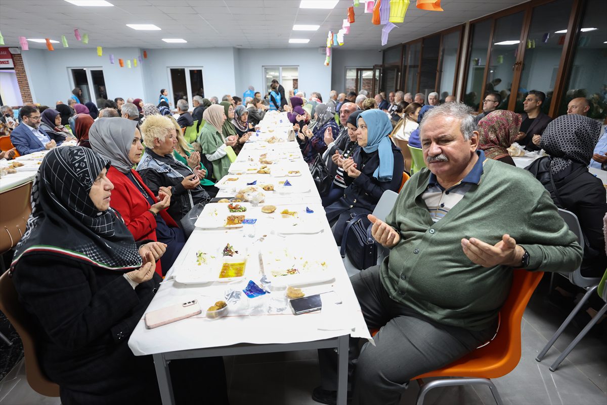 Antalya'da şehit aileleri ve gazilere iftar programı