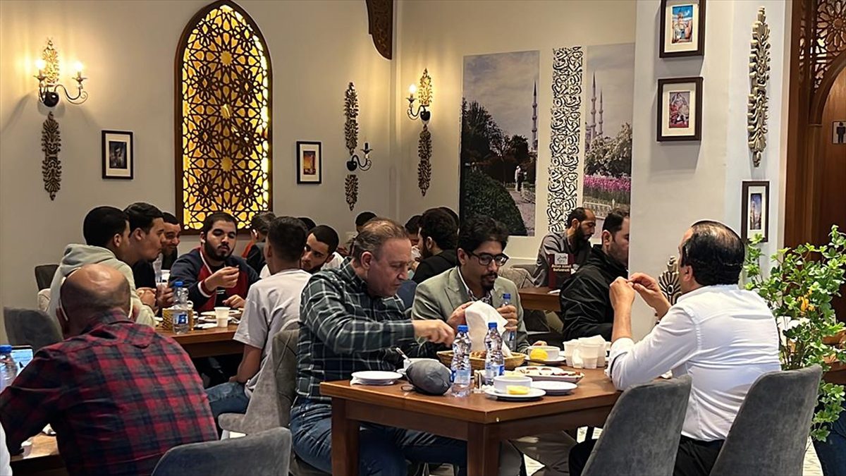 Libyalılar ramazan ayında da Türk restoranlarını tercih ediyor