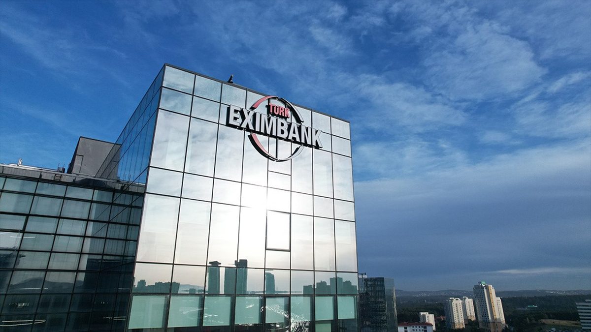 Türk Eximbank, Dünya Bankası garantisiyle 1 milyar avro kredi anlaşması imzaladı