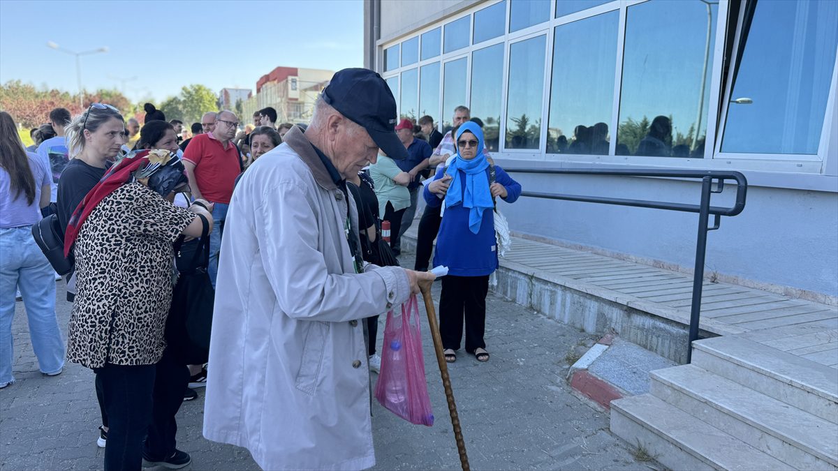 Edirne'nin “filozof hurdacısı” 81 yaşında gençlere örnek olmak amacıyla YKS'ye girdi