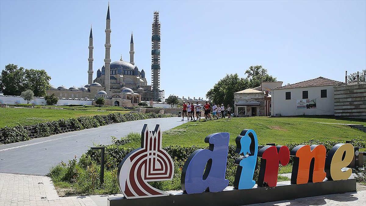 “Selimiye Farkındalık Koşusu” düzenlendi