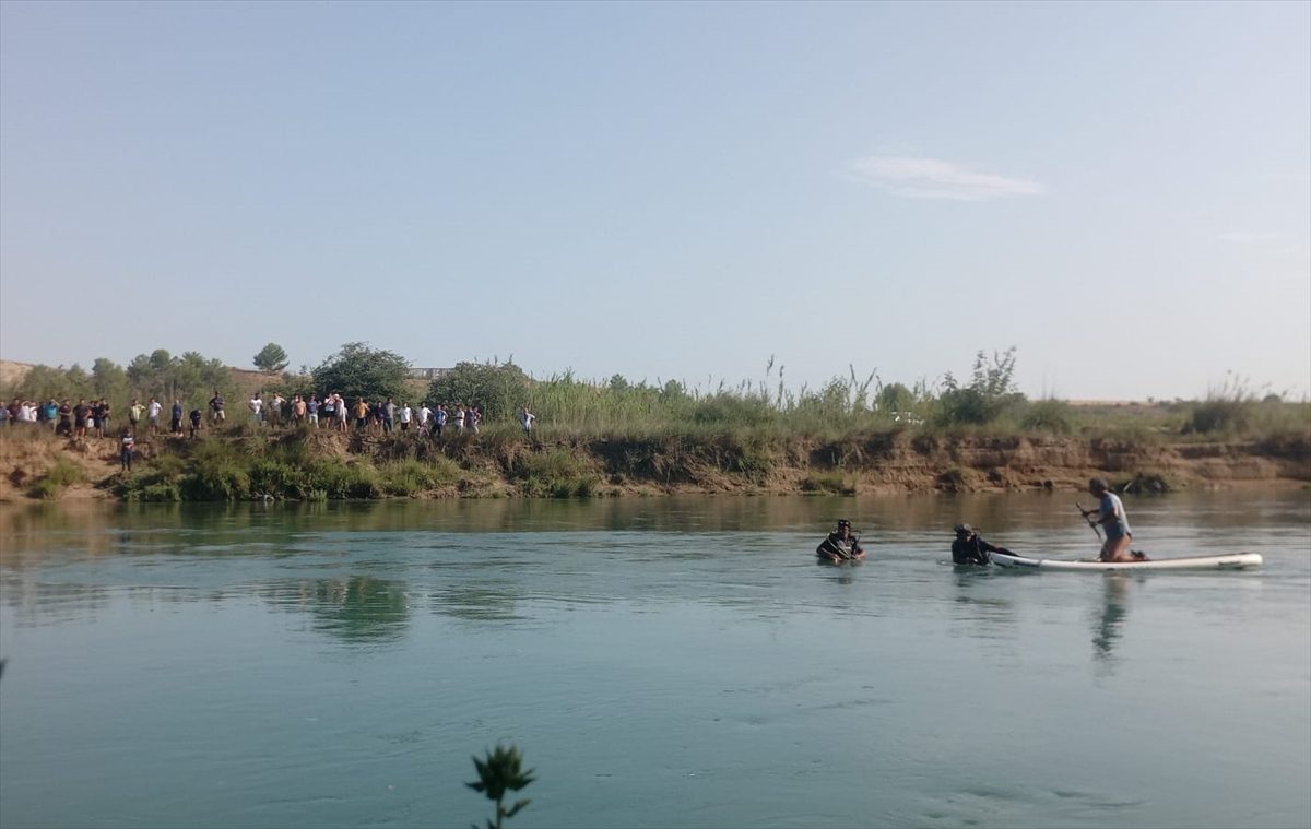 Antalya'da yüzmek için Manavgat Irmağı'na giren kişi boğuldu