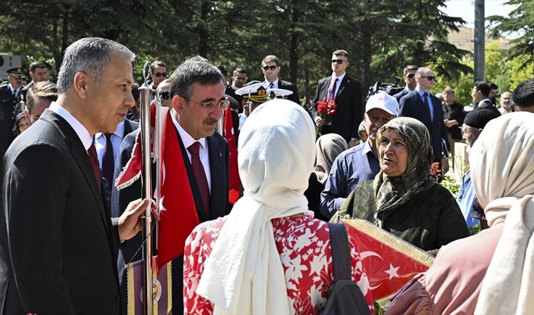 Cumhurbaşkanı Yardımcısı Cevdet Yılmaz,