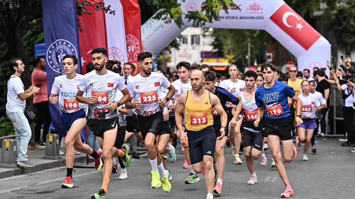 İstanbul'da düzenlenen “Vatan Koşusu”yla 15 Temmuz şehitleri anıldı