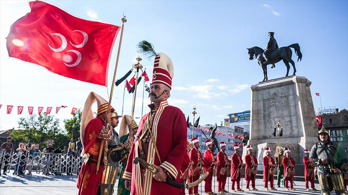 Jandarma Genel Komutanlığından 15 Temmuz'a özel Mehteran konseri