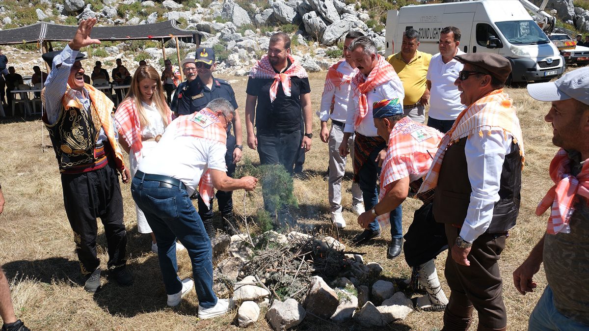 Kemer’de 13. Çukuryayla Yörük Şenliği düzenlendi