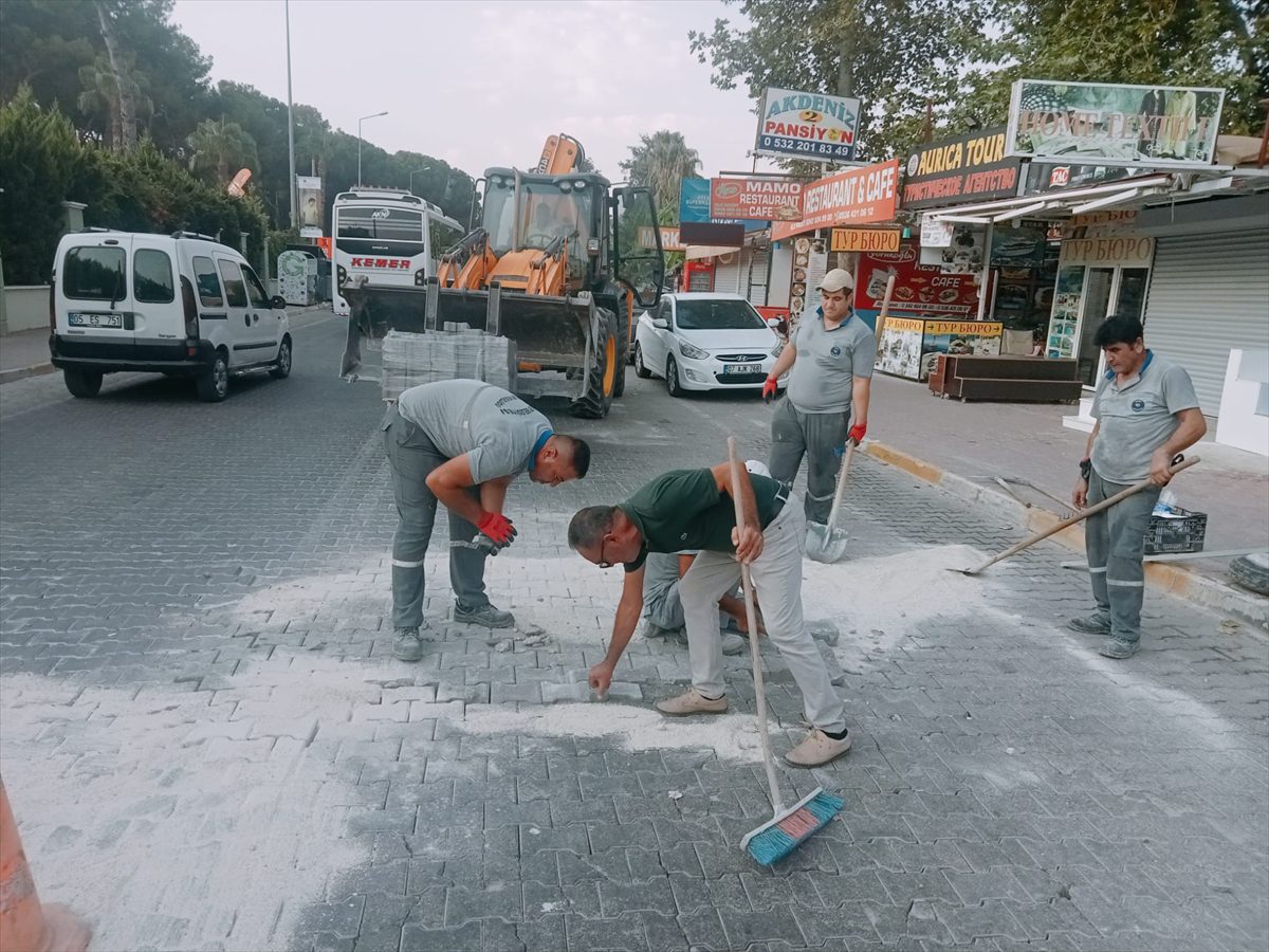 Kemer'de altyapı çalışması yapıldı