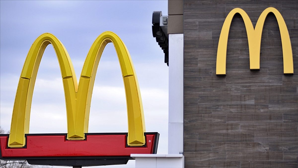 McDonald’s’ın satışları 2020’den bu yana ilk kez düştü