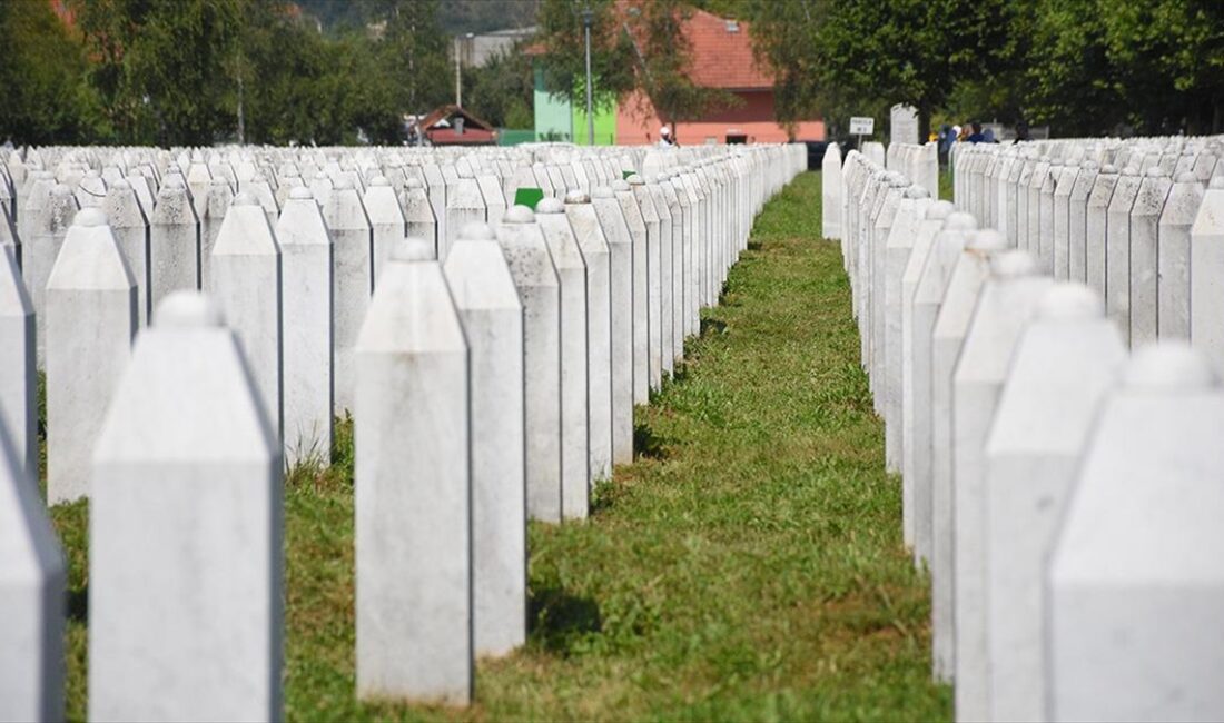 Bosna Hersek'in doğusundaki Srebrenitsa'da