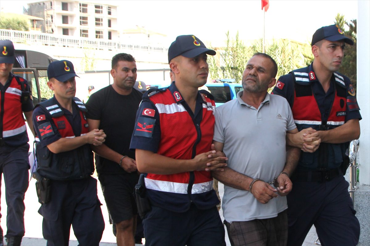 Antalya'da 1 kişinin öldüğü, 3 kişinin yaralandığı silahlı kavgaya ilişkin 3 şüpheli tutuklandı