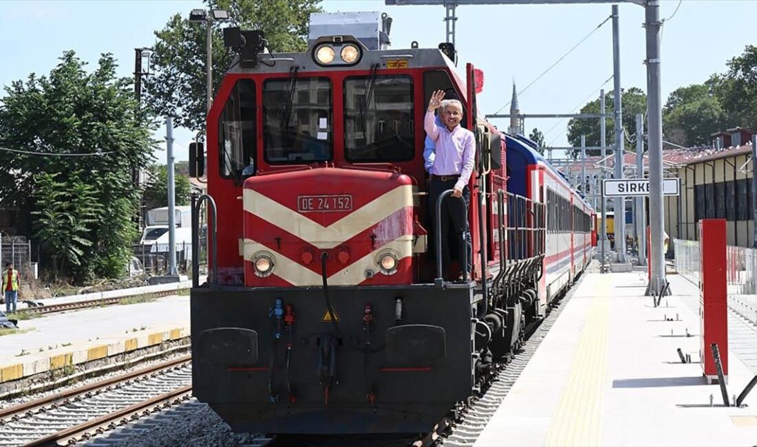 Ulaştırma ve Altyapı Bakanı