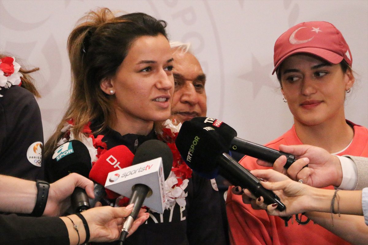 Paris 2024 Olimpiyat Oyunları'nda mücadele eden milli sporcular, yurda döndü