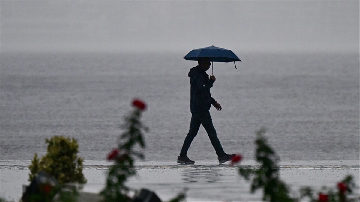 Batı Karadeniz ve Marmara’nın kuzeybatısında sağanak, Doğu Akdeniz’de fırtına bekleniyor