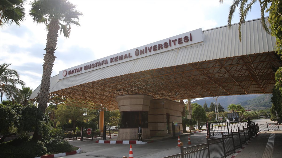 Depremlerden etkilenen Hatay’da Mustafa Kemal Üniversitesi yüzde 100 doluluğa ulaştı